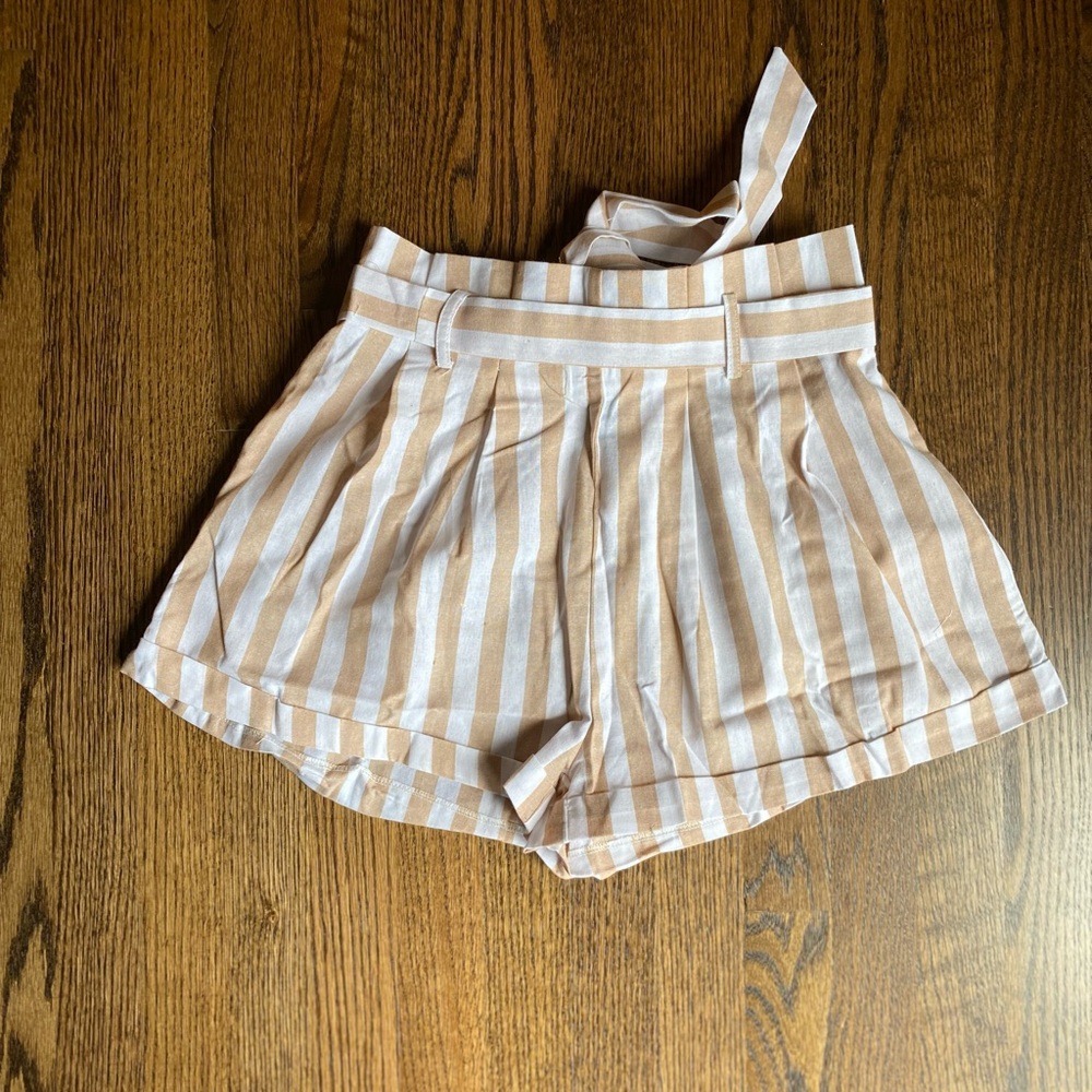 High Waist Shorts - Picture 10 of 11